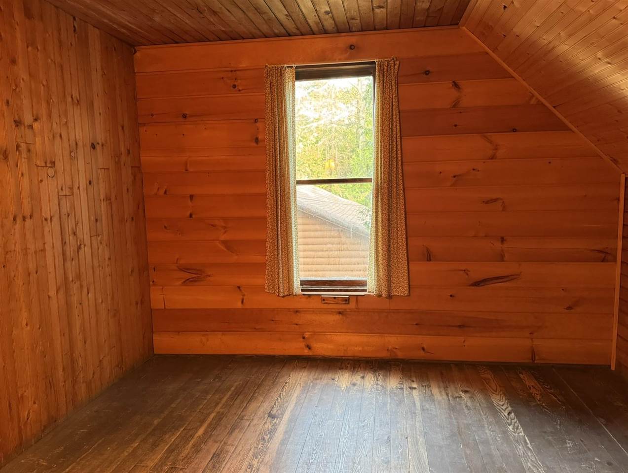 416 Lakeside Drive Mackinaw City MI 49701