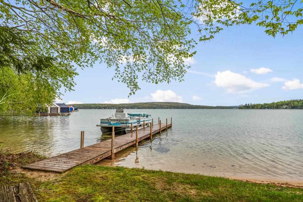 353 & 325 E Shadow Trails Road Boyne City MI 49712