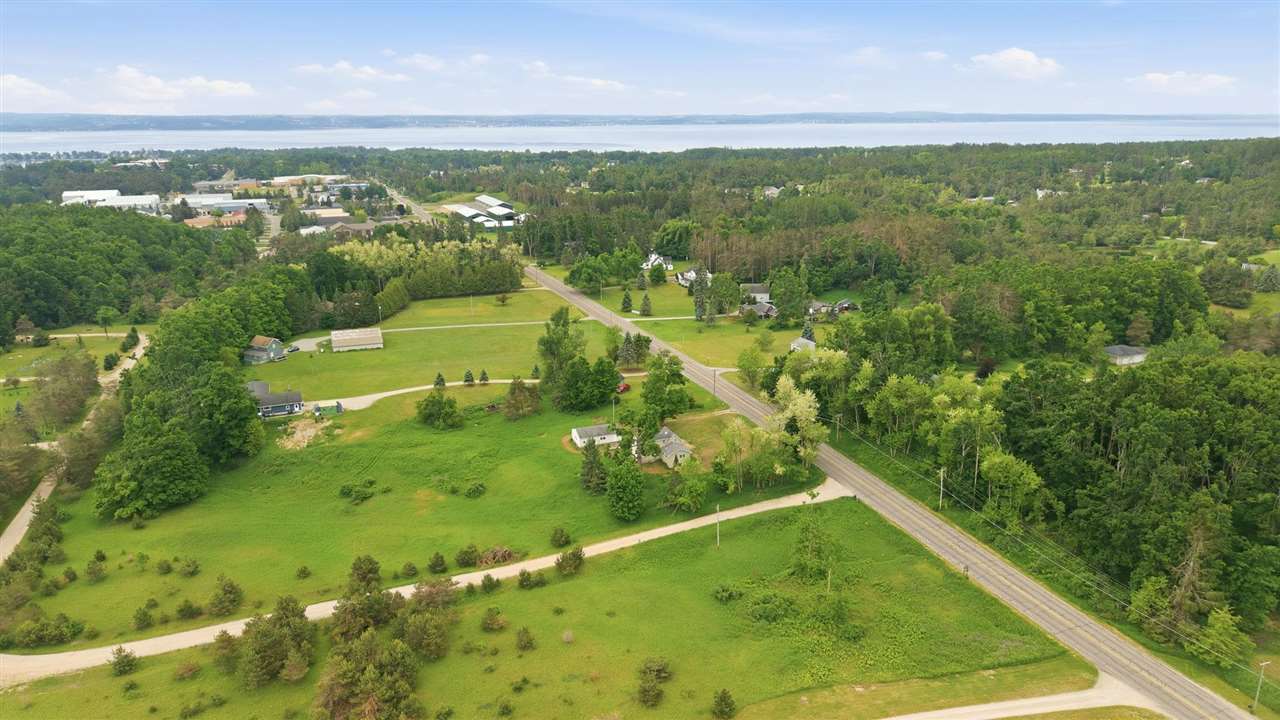 7249 S State Road Harbor Springs MI 49740