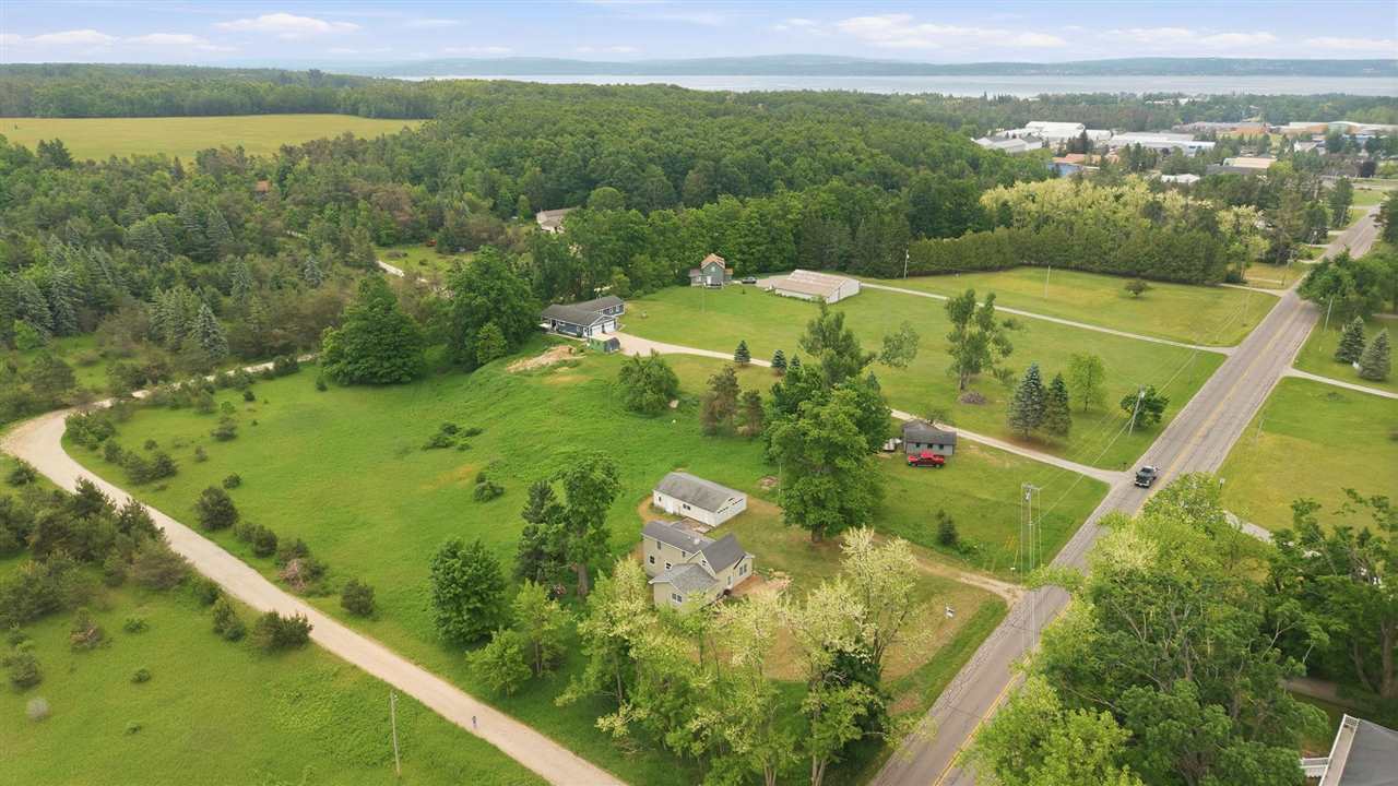 7249 S State Road Harbor Springs MI 49740