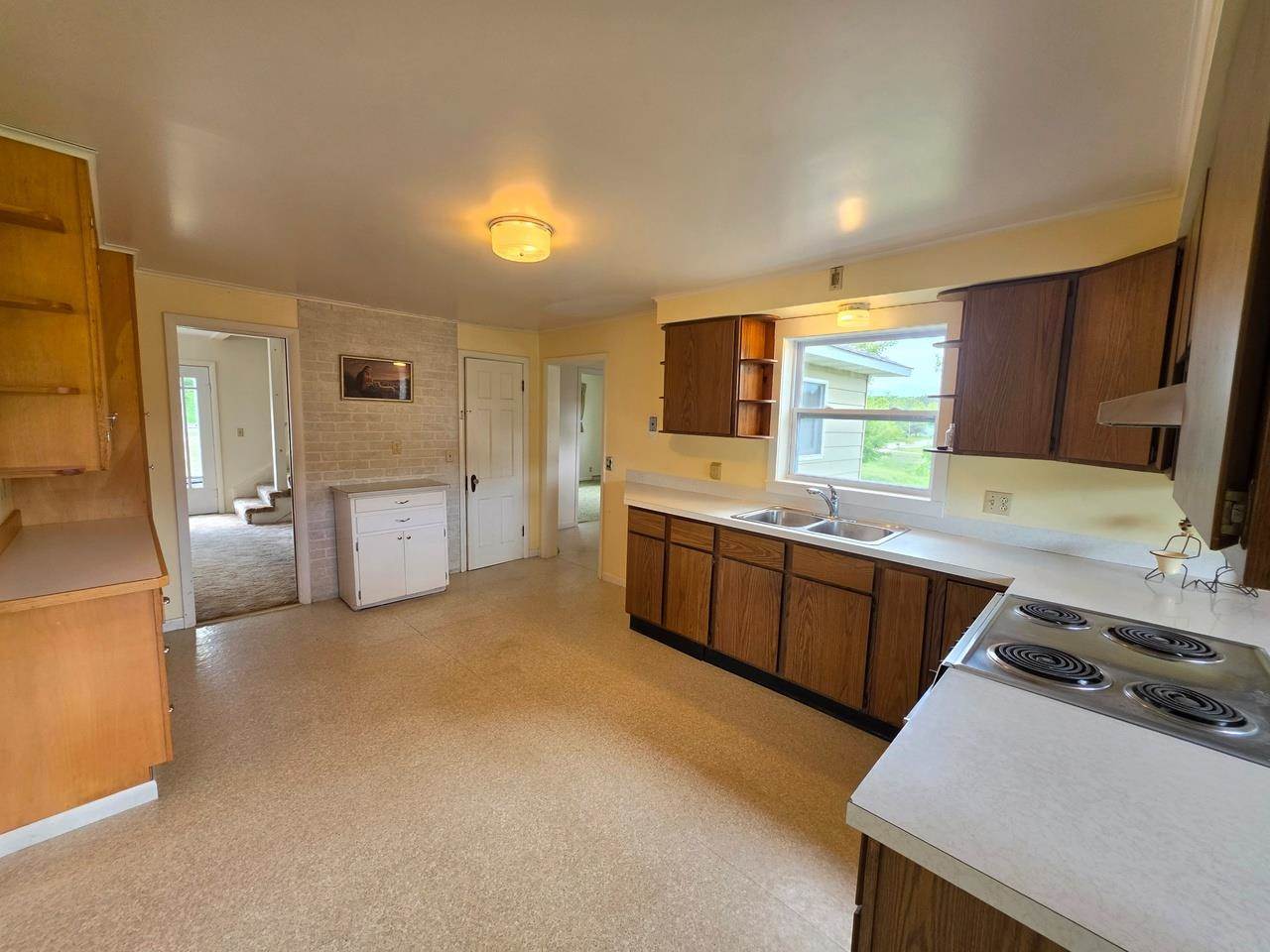7249 S State Road Harbor Springs MI 49740