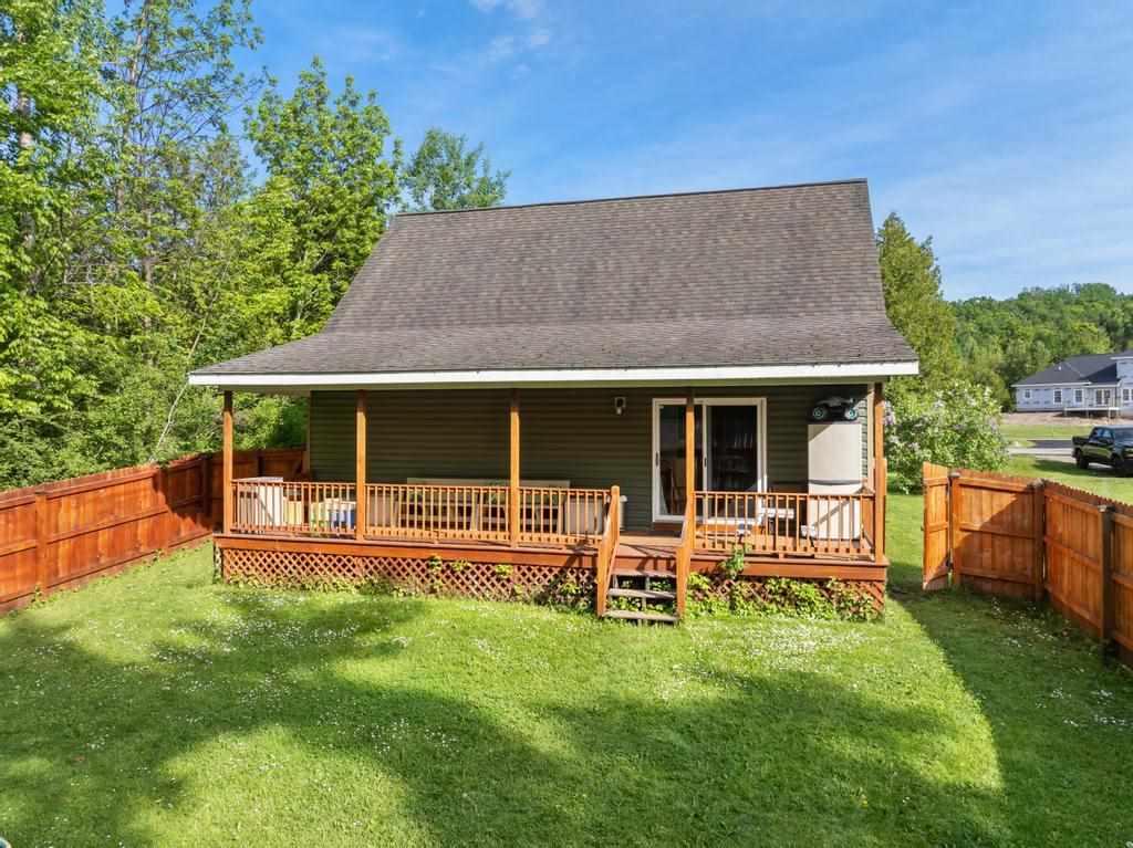919 Arlington Avenue Petoskey MI 49770