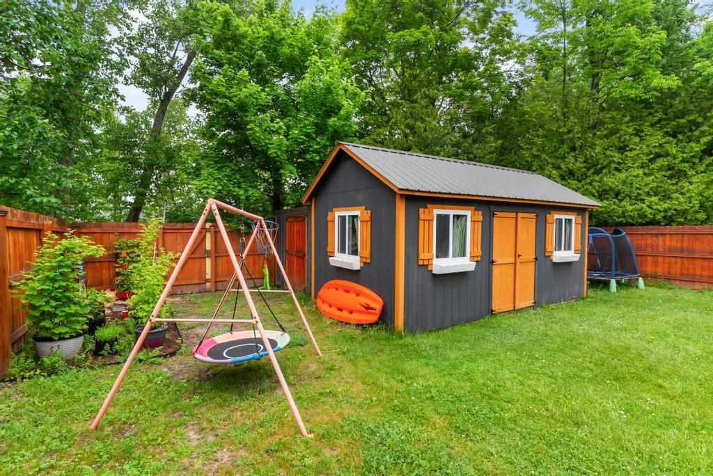 919 Arlington Avenue Petoskey MI 49770