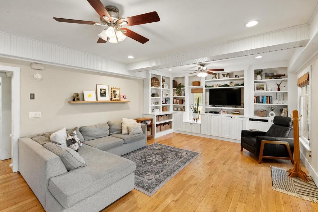 610 Grove Street Petoskey MI 49770