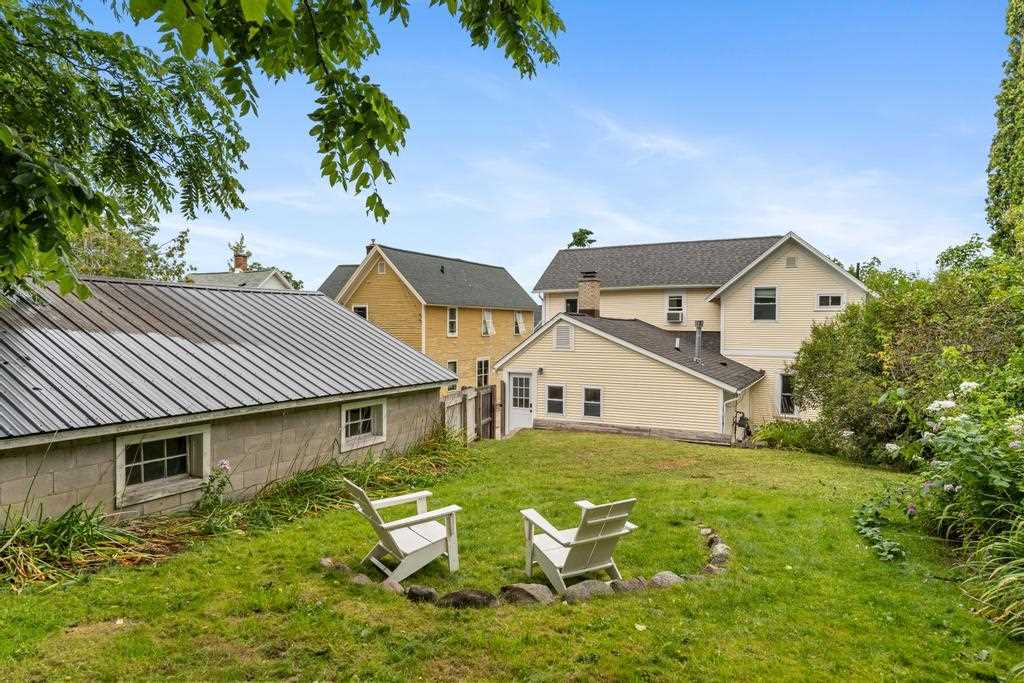 610 Grove Street Petoskey MI 49770