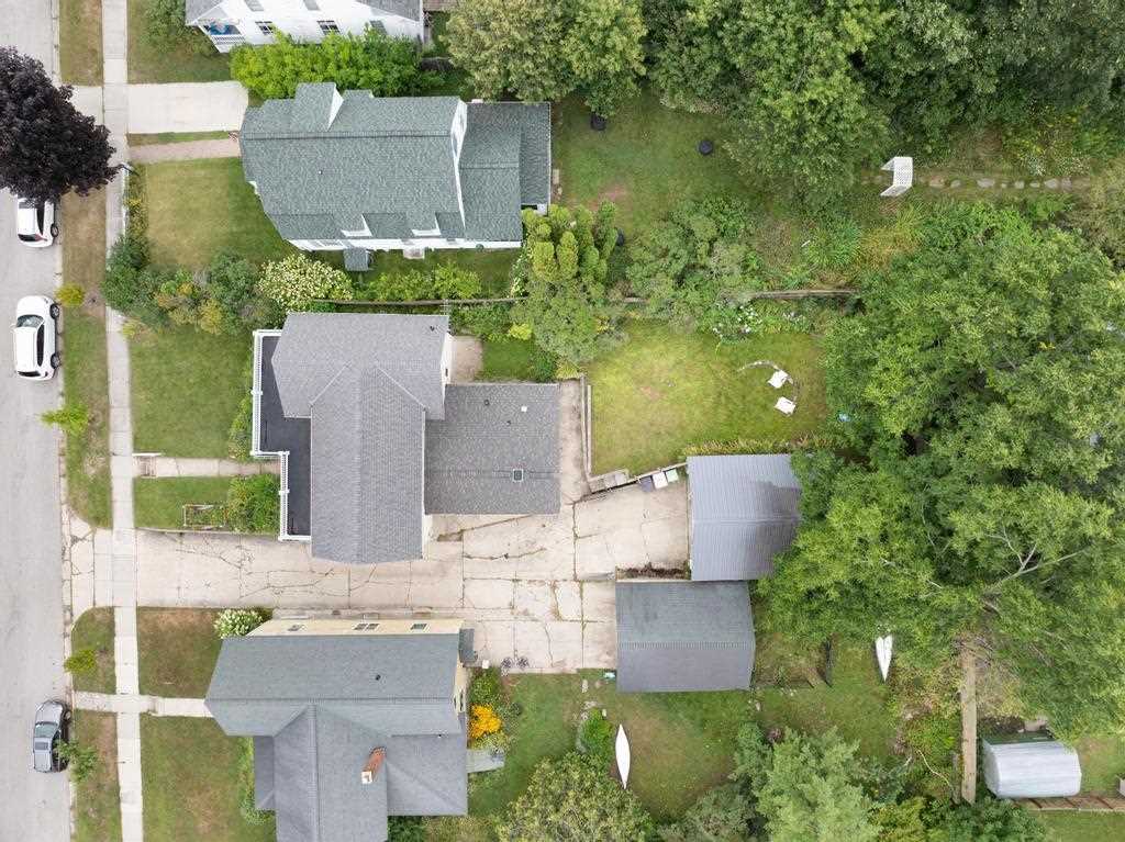 610 Grove Street Petoskey MI 49770