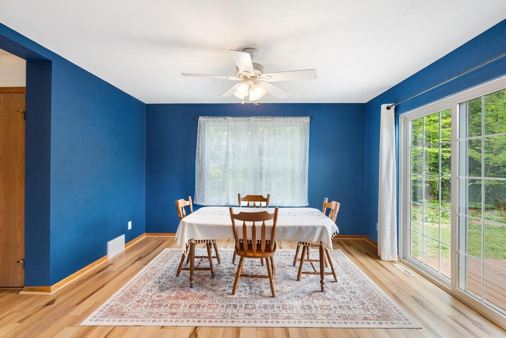 7868 Red Pine Trail Alanson MI 49706