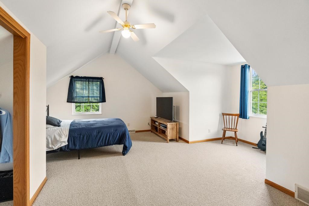 7868 Red Pine Trail Alanson MI 49706