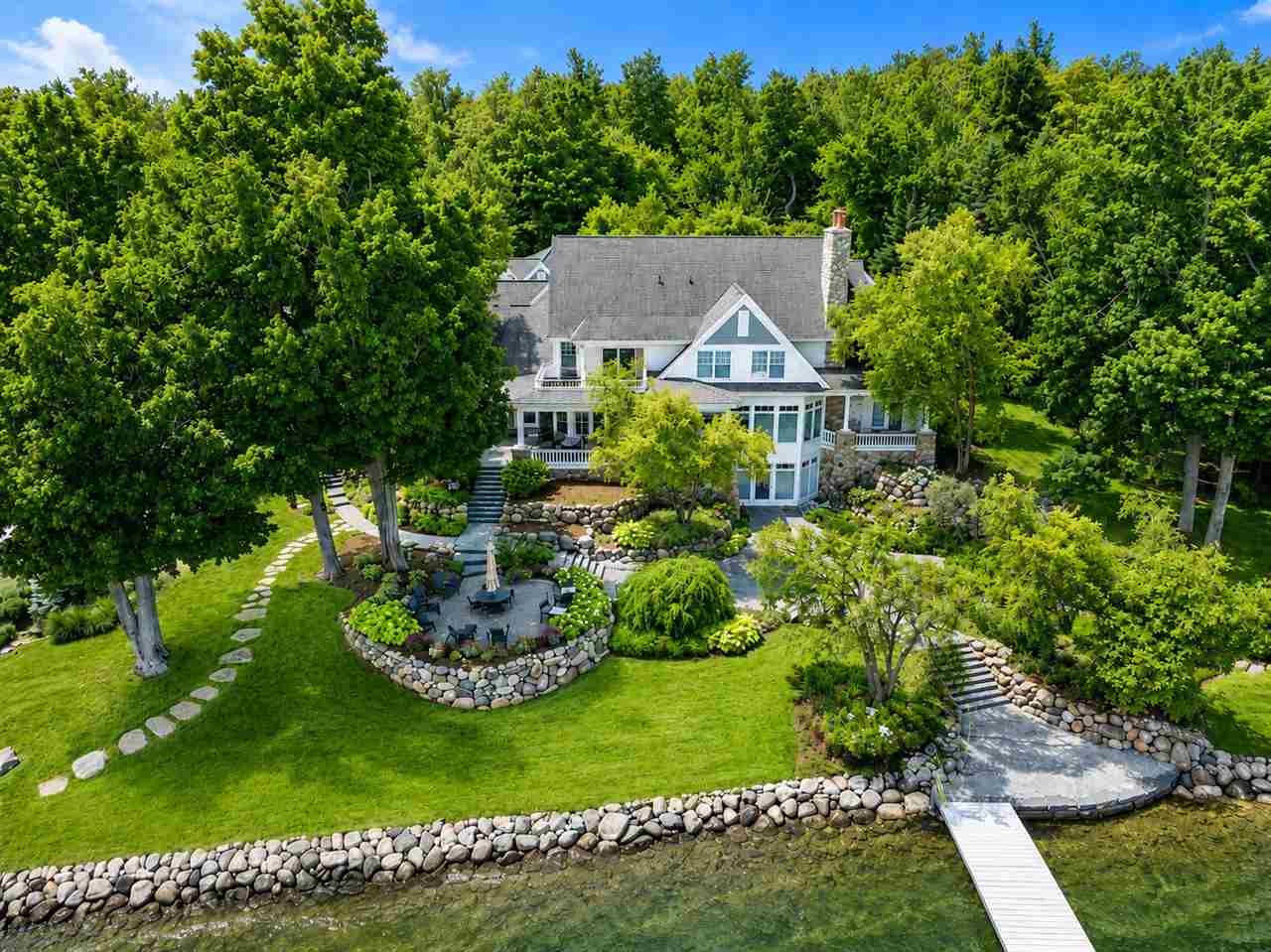 2417 Resort Road Alanson MI 49717