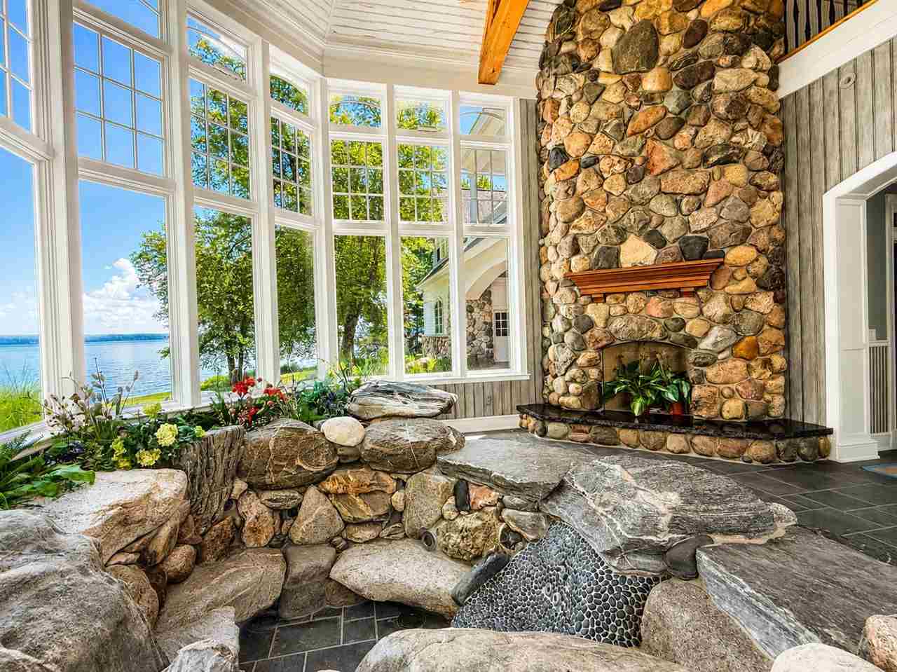 2417 Resort Road Alanson MI 49717