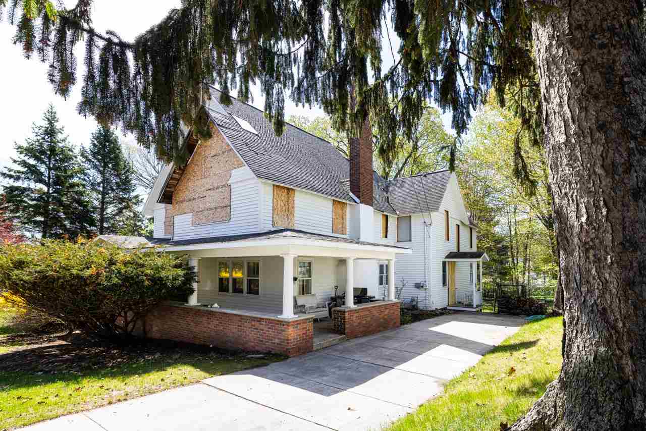 310 Clinton Street Charlevoix MI 49720