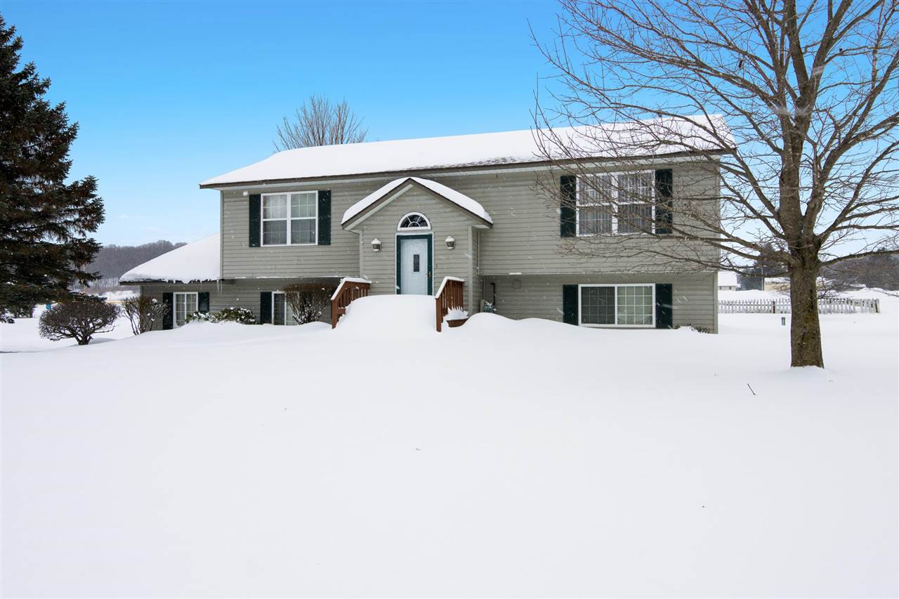 1199 W Intermediate Lake Drive Central Lake MI 49622