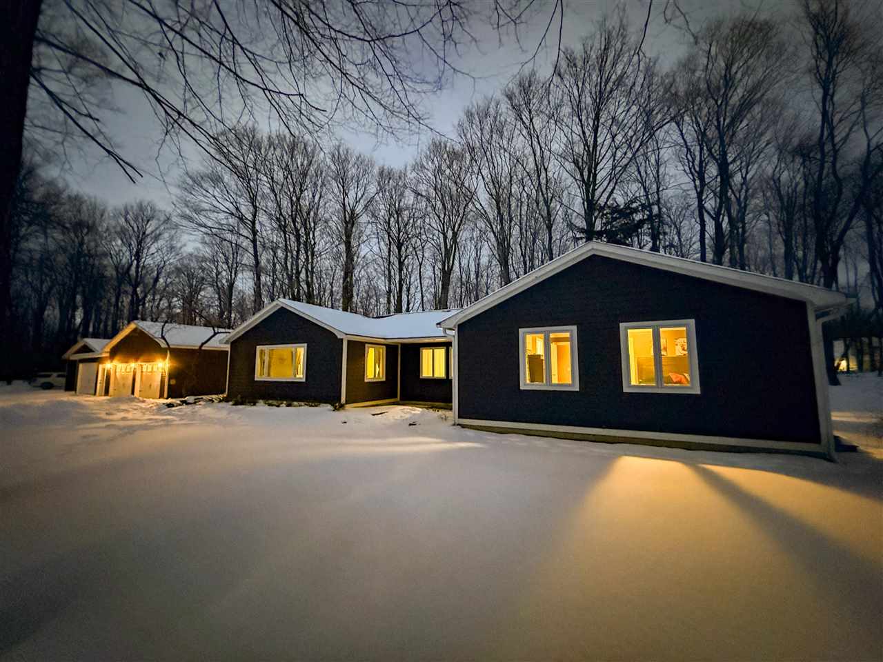 9298 Old Orchard Road Charlevoix MI 49720