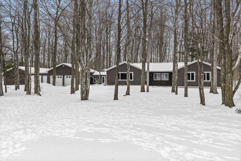 9298 Old Orchard Road Charlevoix MI 49720