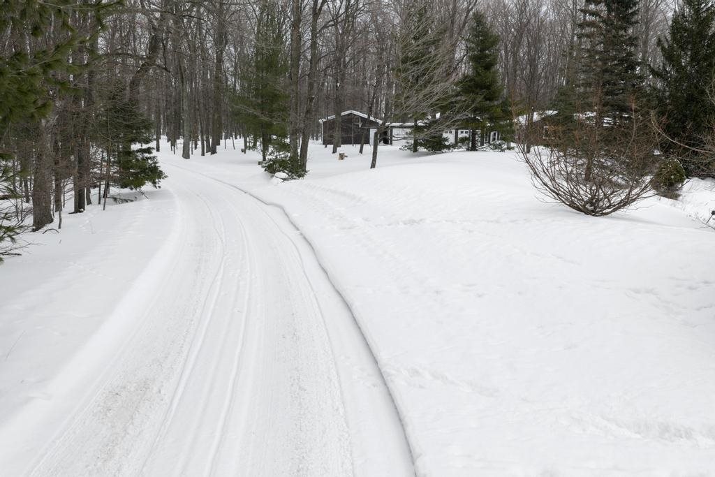 9298 Old Orchard Road Charlevoix MI 49720