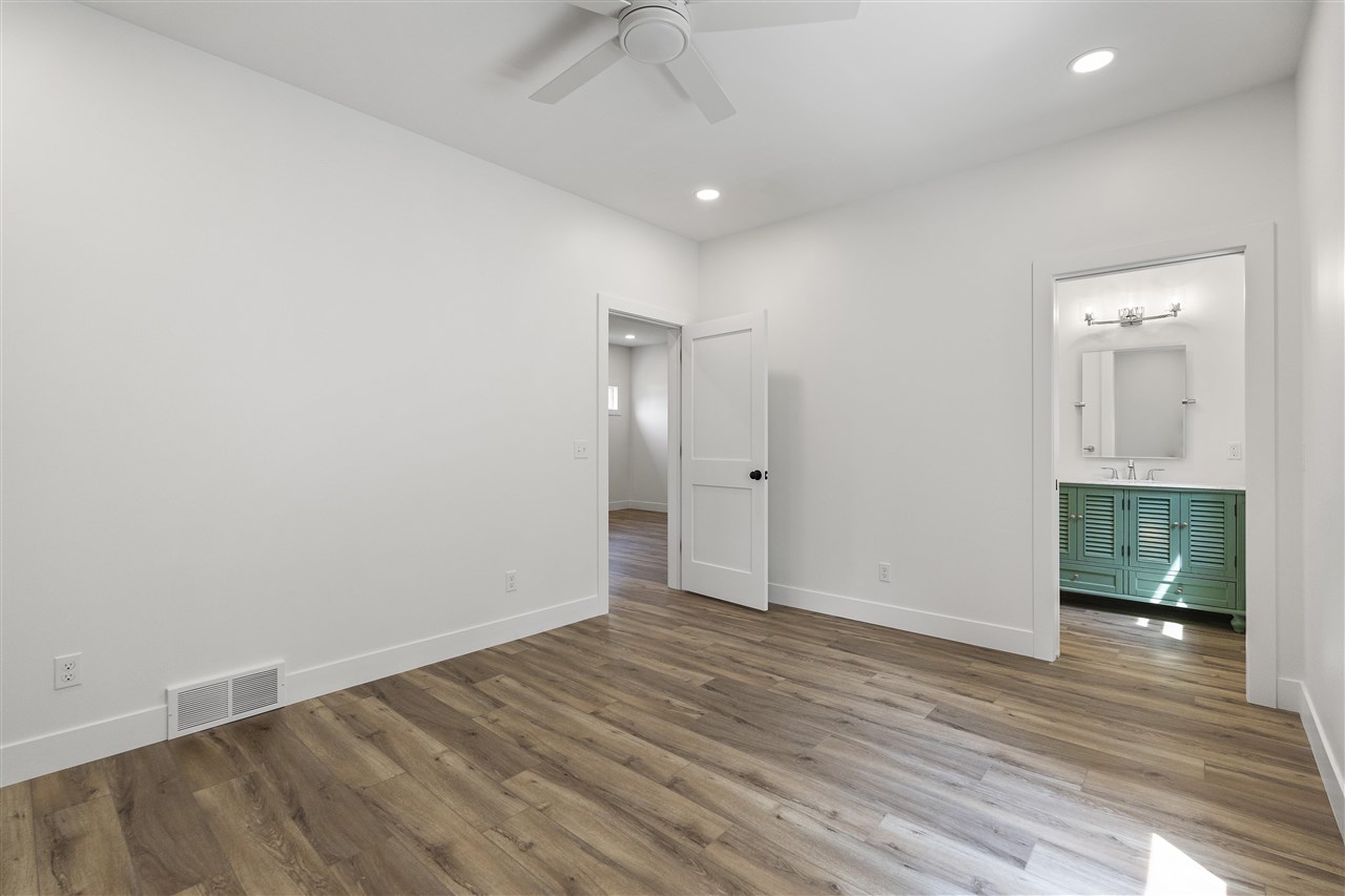 202 W Carpenter Charlevoix MI 49720