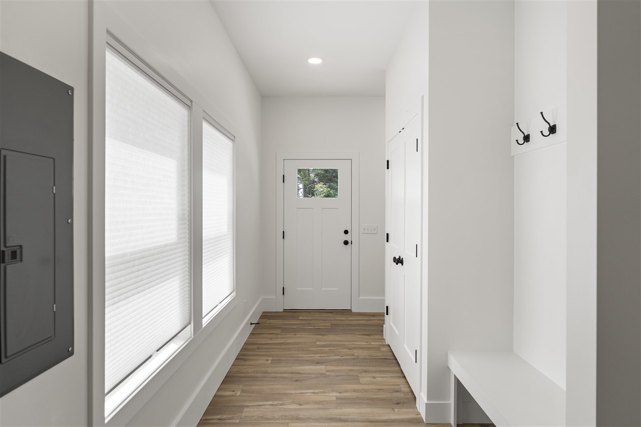 202 W Carpenter Charlevoix MI 49720