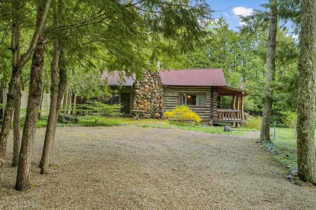 325 E Shadow Trails Road Boyne City MI 49712