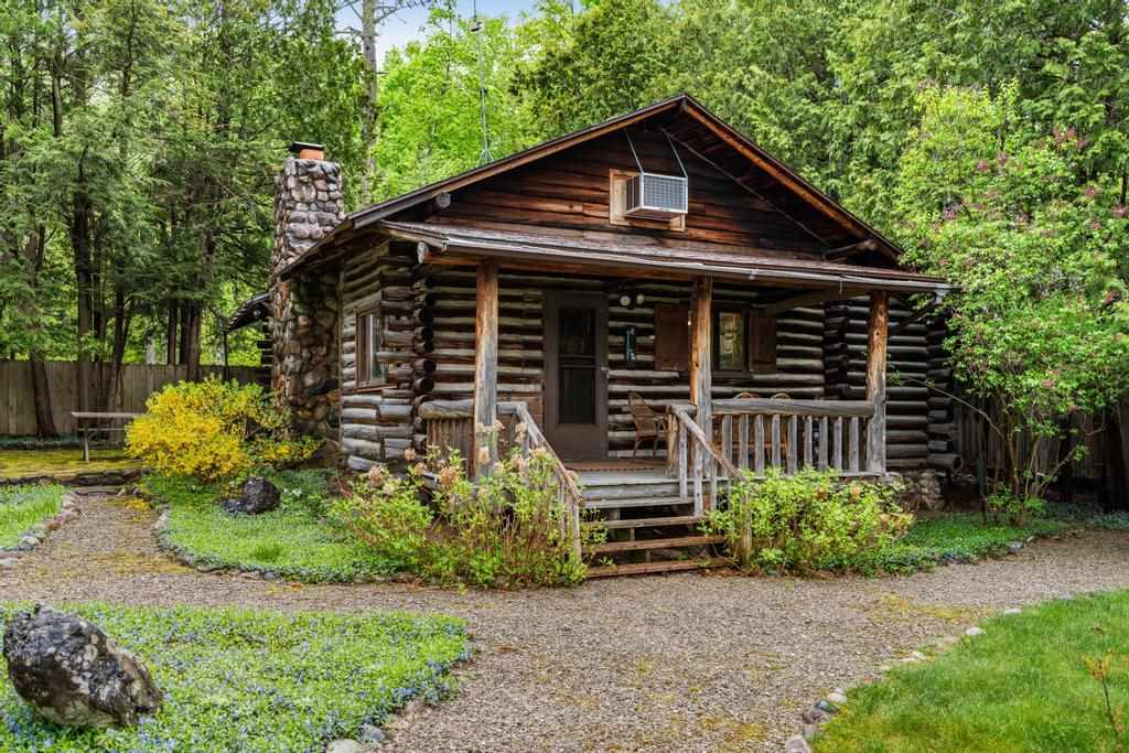 325 E Shadow Trails Road Boyne City MI 49712