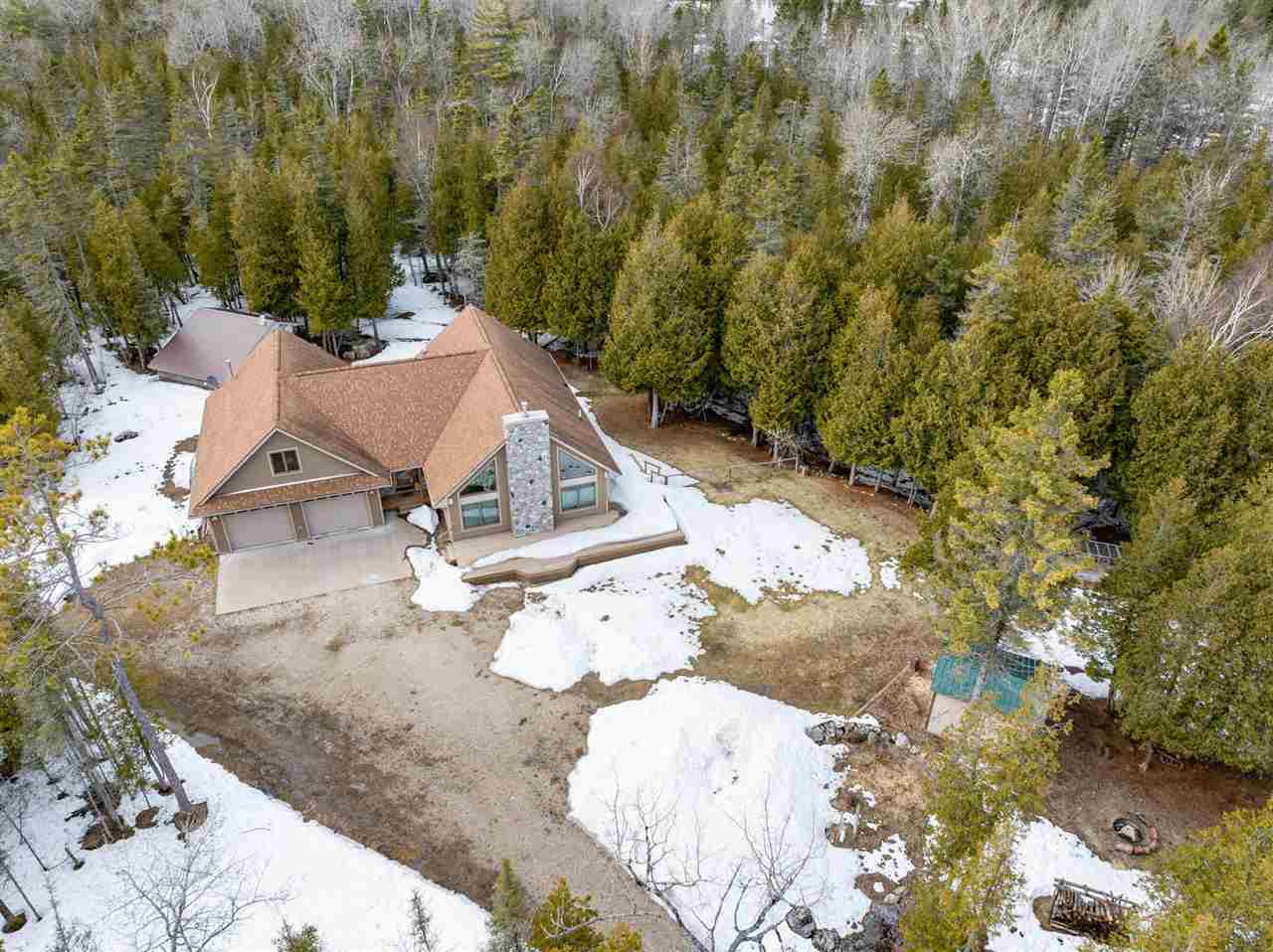 27 N 3 Mile Road Hessel MI 49745