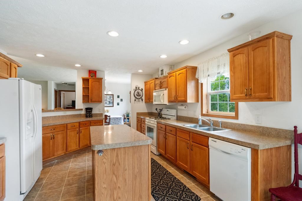 11835 Church Road Charlevoix MI 49720-0000