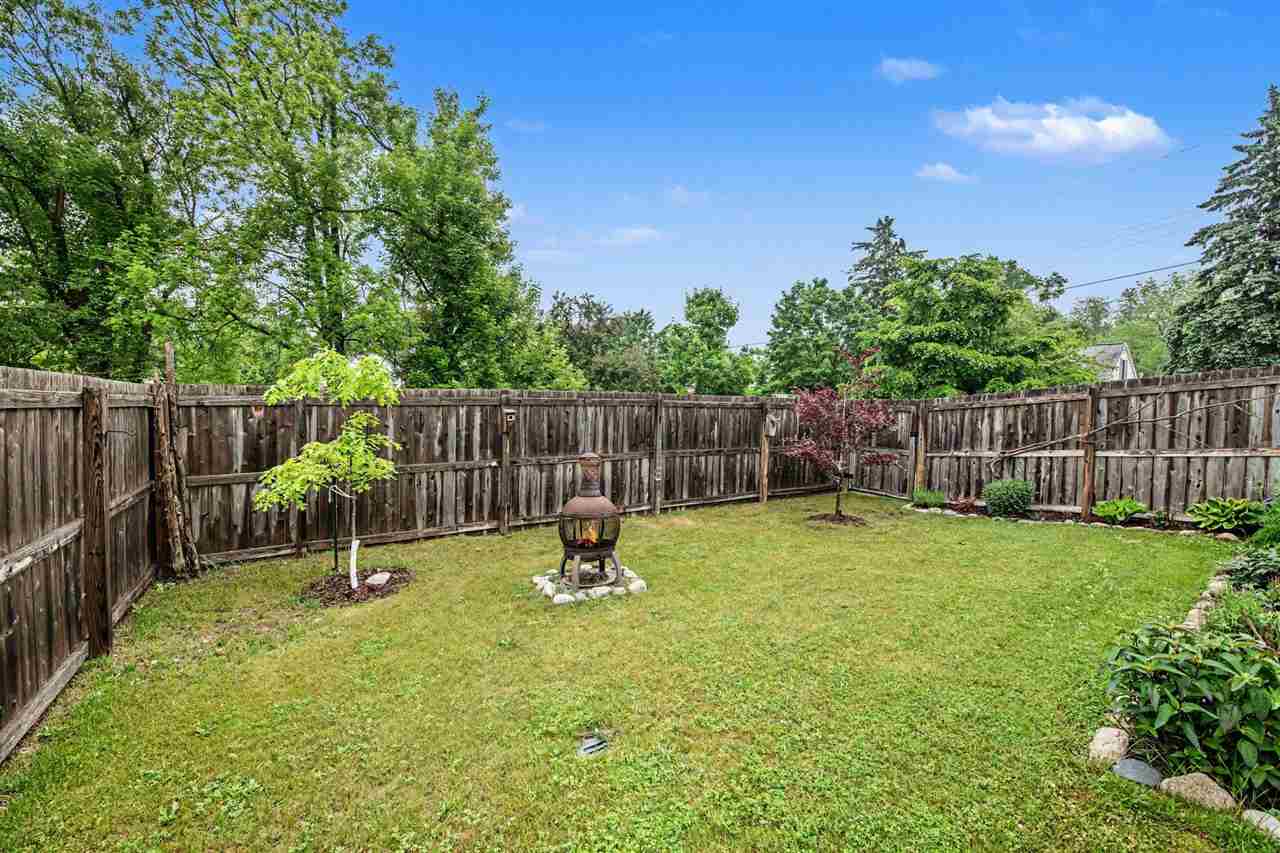 1120 Waukazoo Avenue Petoskey MI 49770