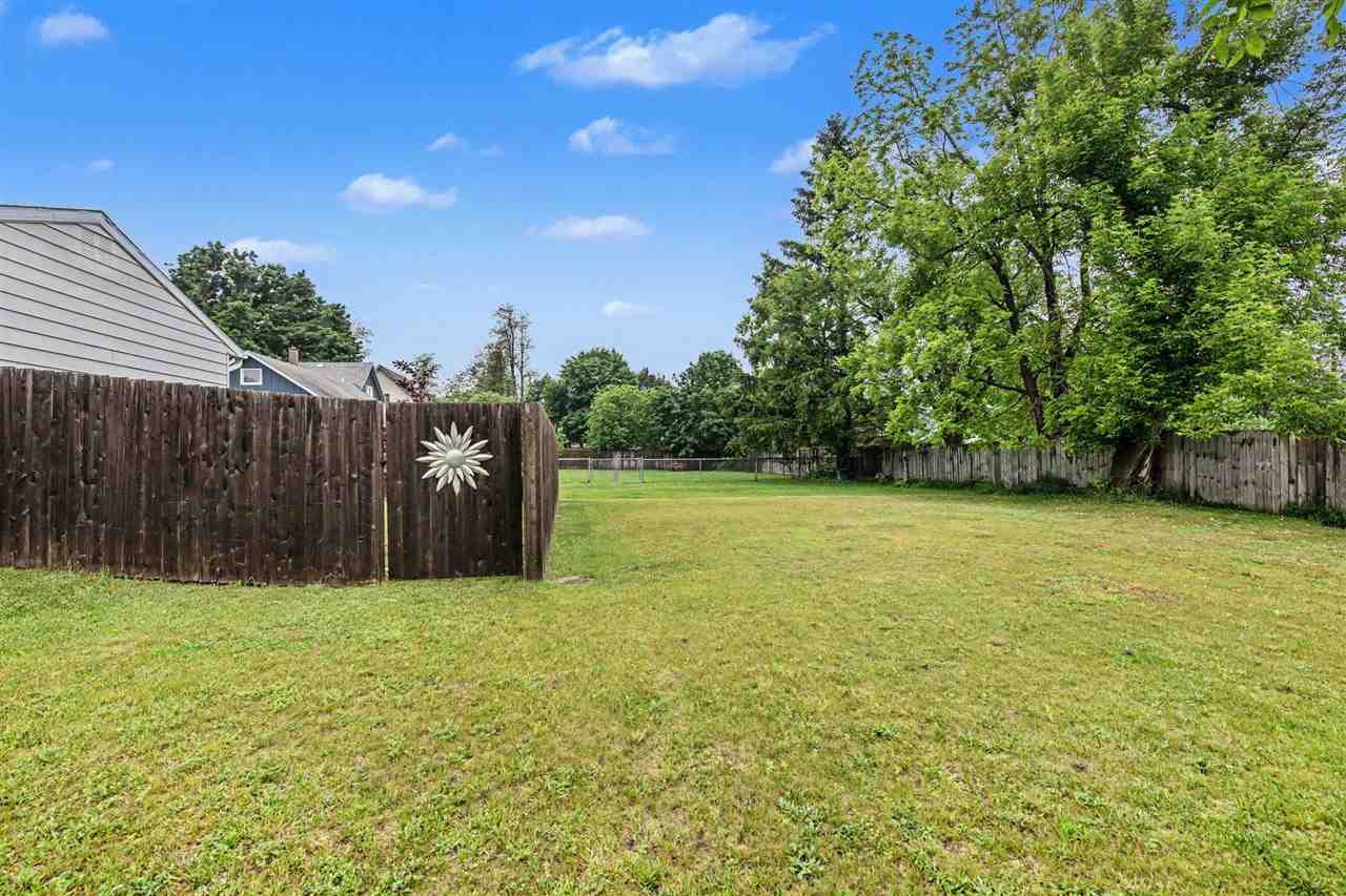 1120 Waukazoo Avenue Petoskey MI 49770