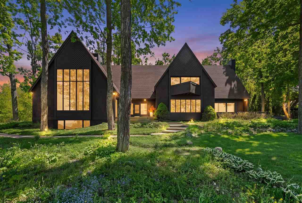 1425 Bay View Heights Drive Petoskey MI 49770