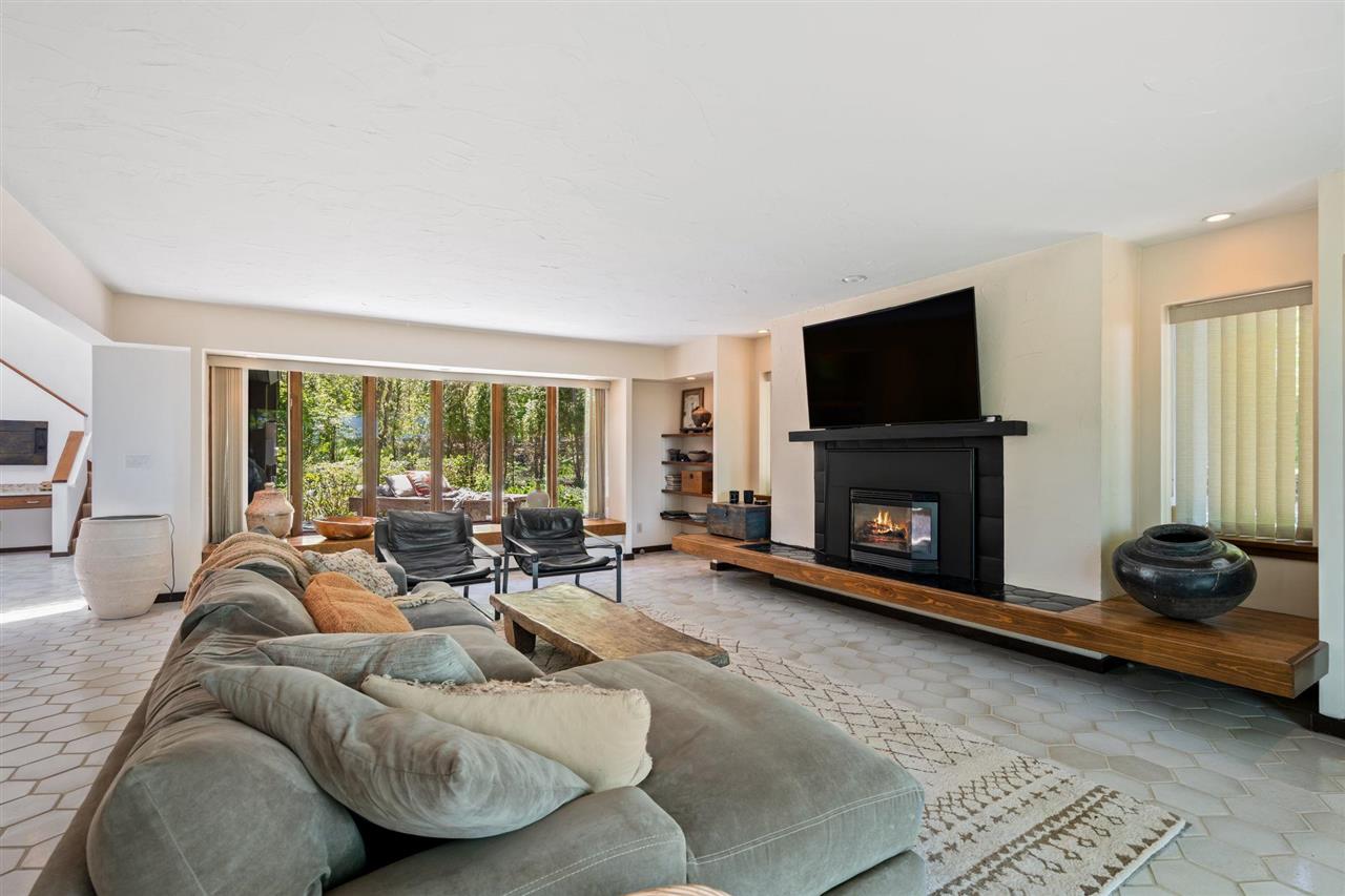 1425 Bay View Heights Drive Petoskey MI 49770