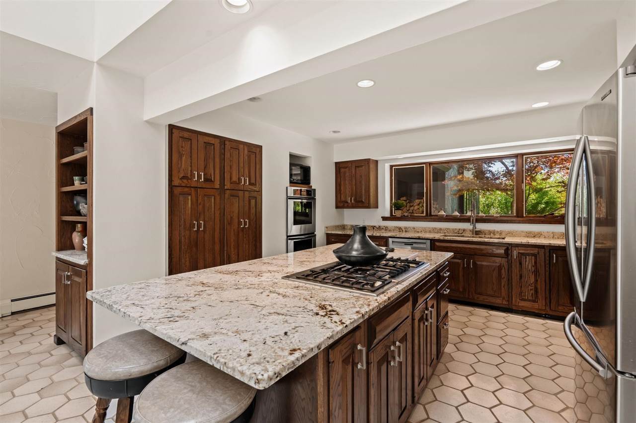1425 Bay View Heights Drive Petoskey MI 49770