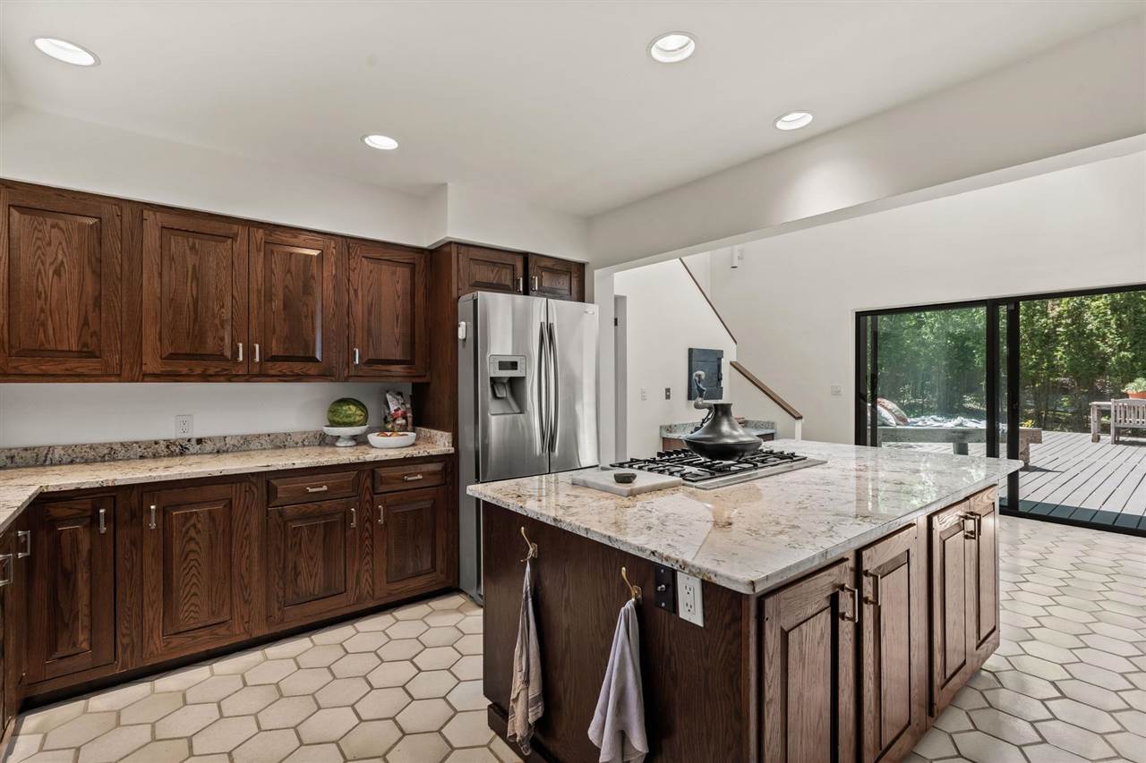 1425 Bay View Heights Drive Petoskey MI 49770