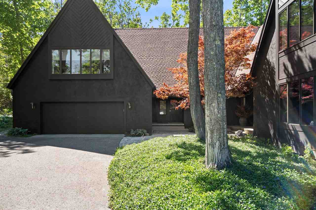 1425 Bay View Heights Drive Petoskey MI 49770