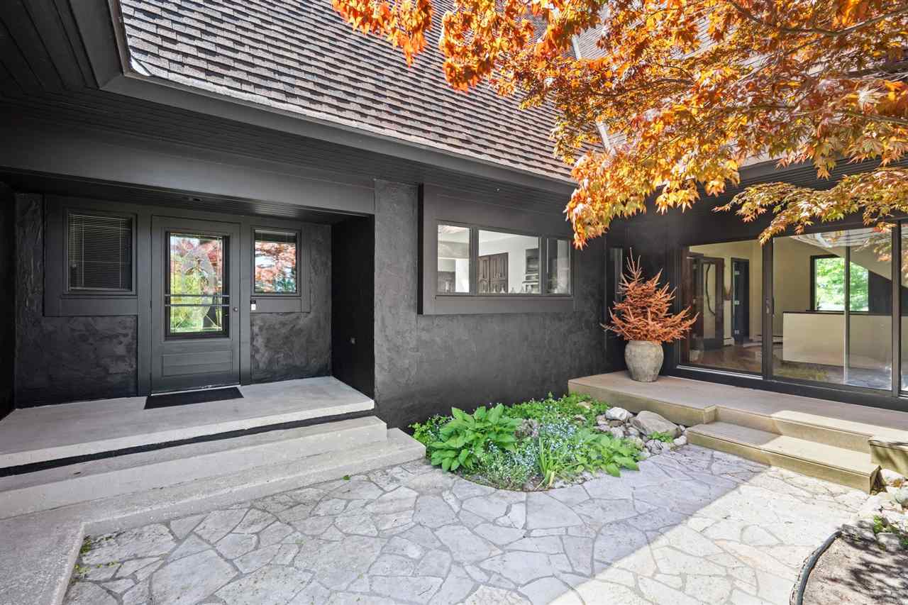 1425 Bay View Heights Drive Petoskey MI 49770