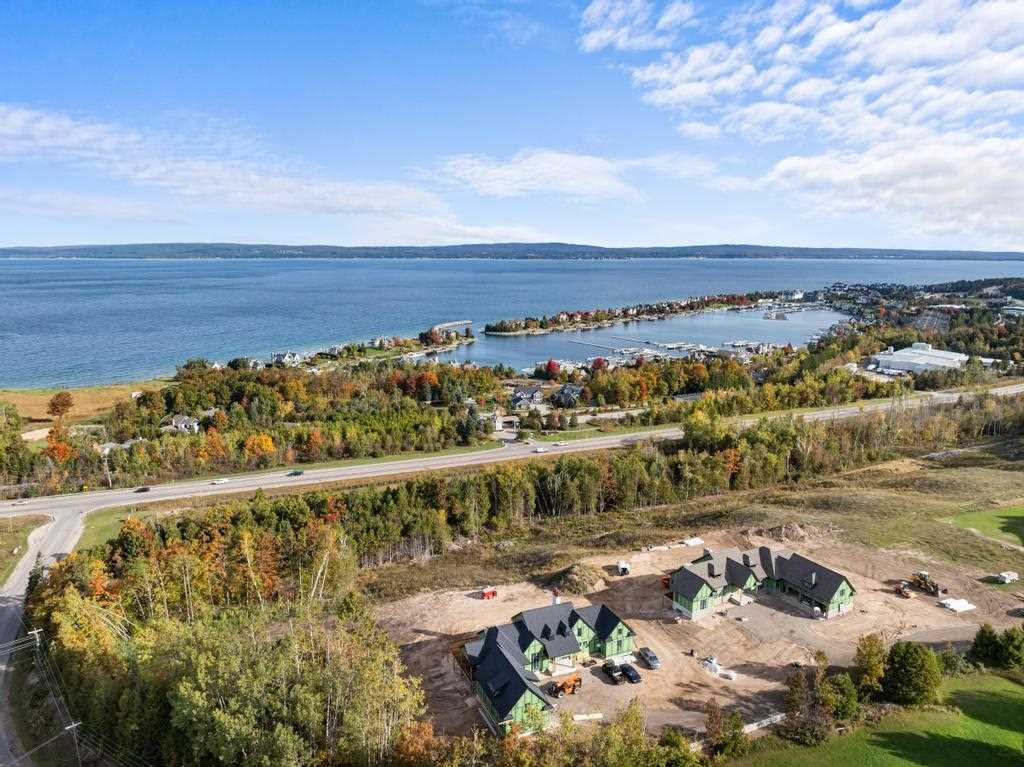 4712 Sunset View Lane Petoskey MI 49770