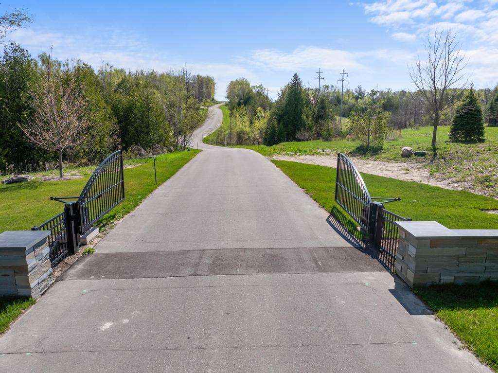 4712 Sunset View Lane Petoskey MI 49770