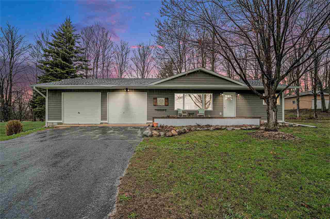 110 Hillcrest East Jordan MI 49727