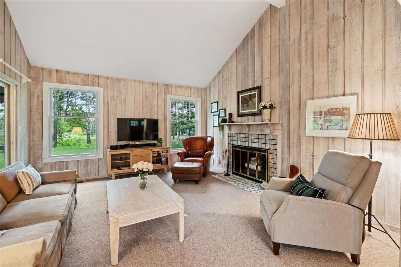 2431 Greenbriar Harbor Springs MI 49740