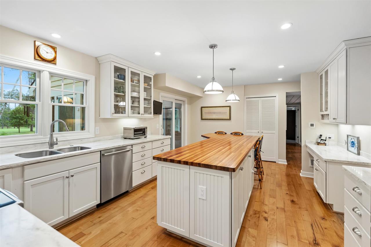 2431 Greenbriar Harbor Springs MI 49740