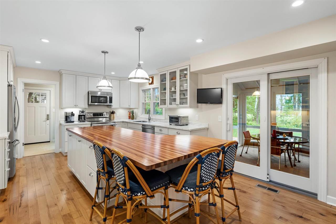 2431 Greenbriar Harbor Springs MI 49740