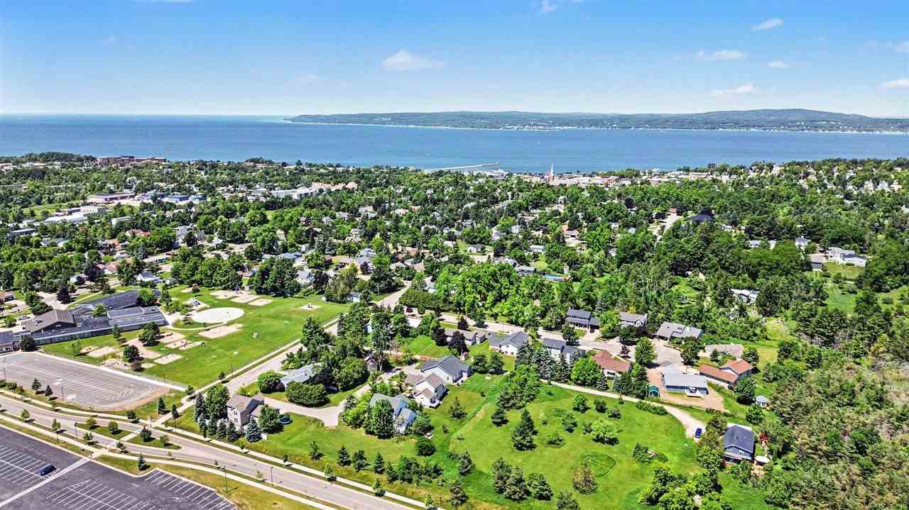 1321 Kieran Court Petoskey MI 49770