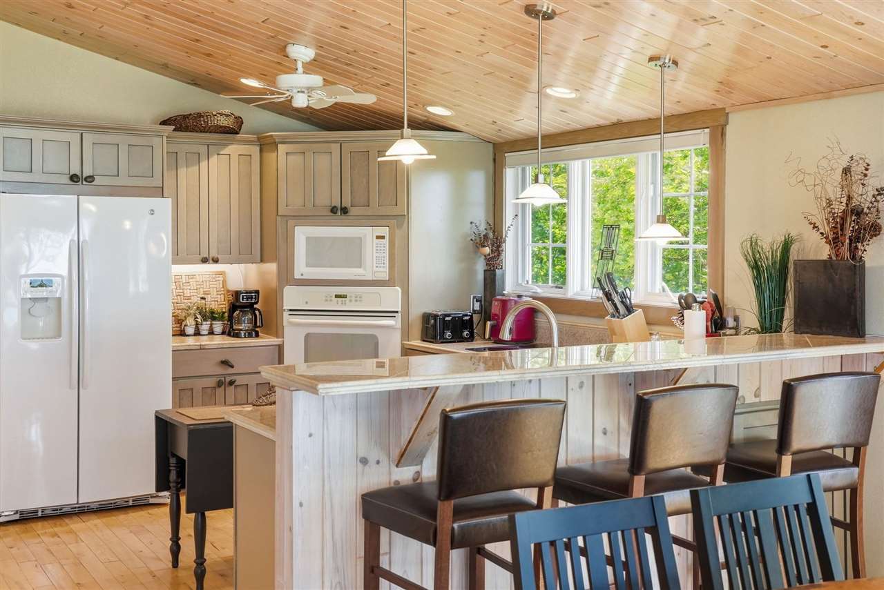 8463 Sturgeon Bay Drive Harbor Springs MI 49740