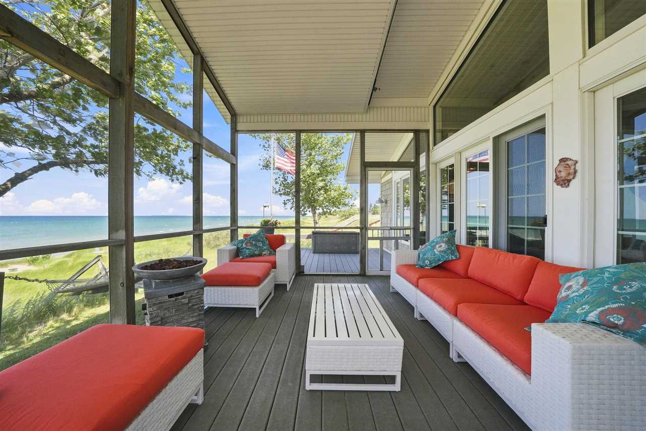 8463 Sturgeon Bay Drive Harbor Springs MI 49740