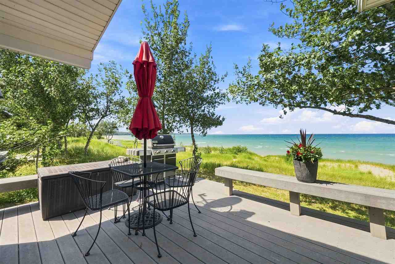8463 Sturgeon Bay Drive Harbor Springs MI 49740