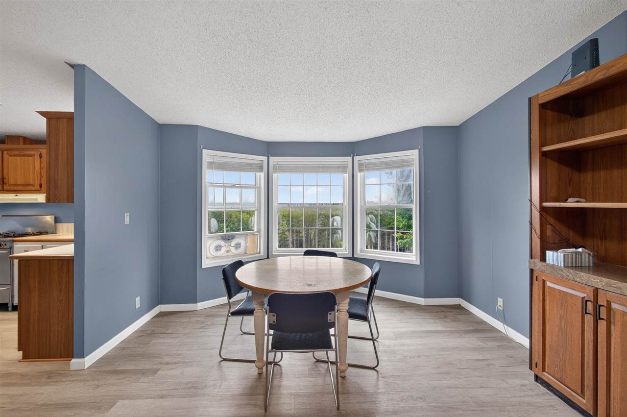 425 Knollcrest Charlevoix MI 49720