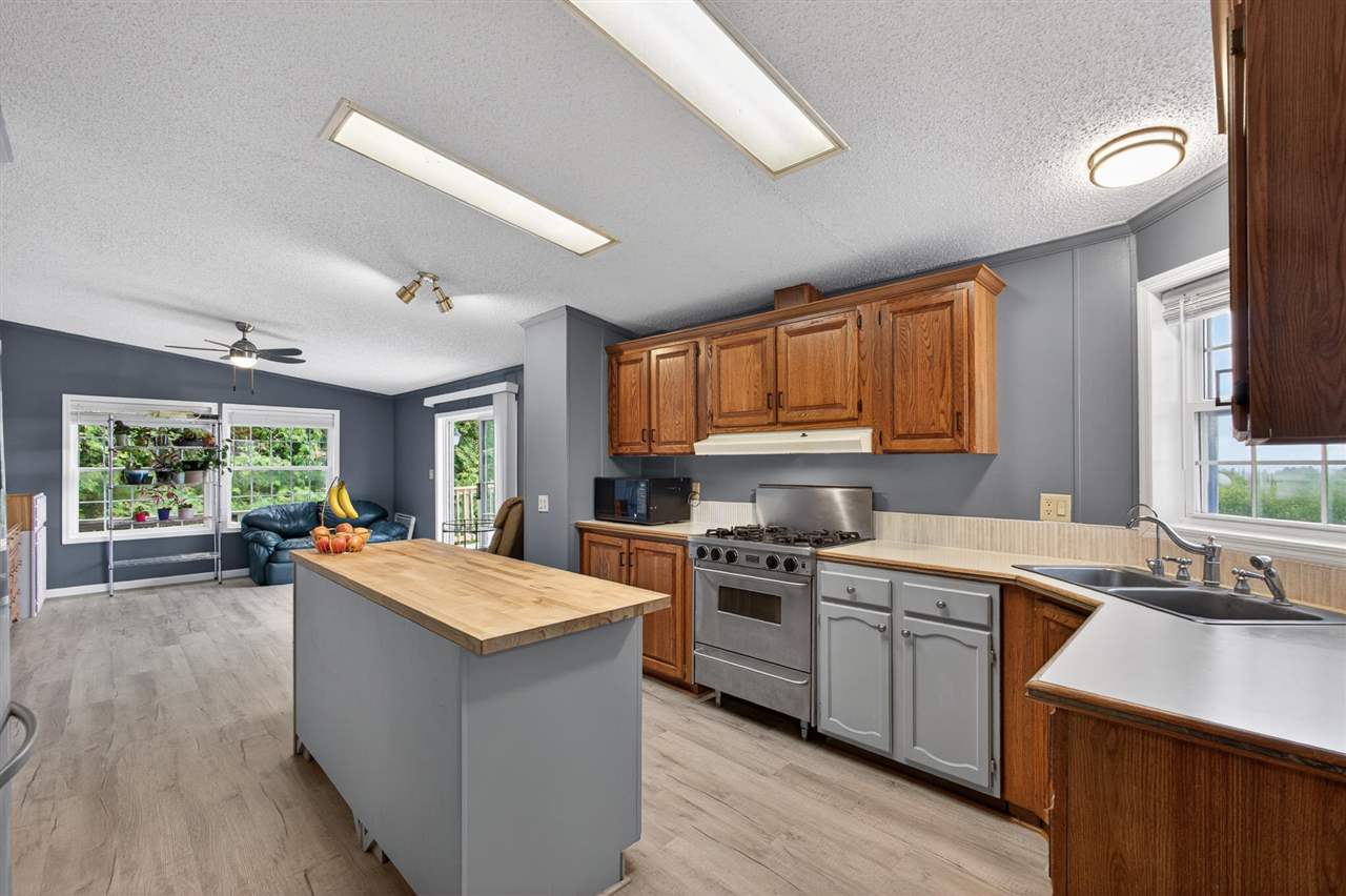 425 Knollcrest Charlevoix MI 49720