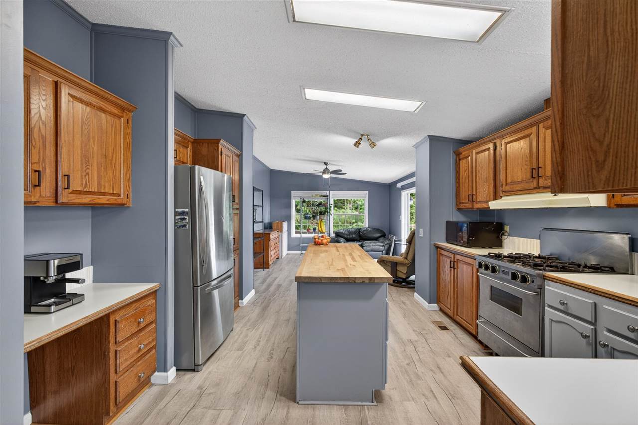 425 Knollcrest Charlevoix MI 49720