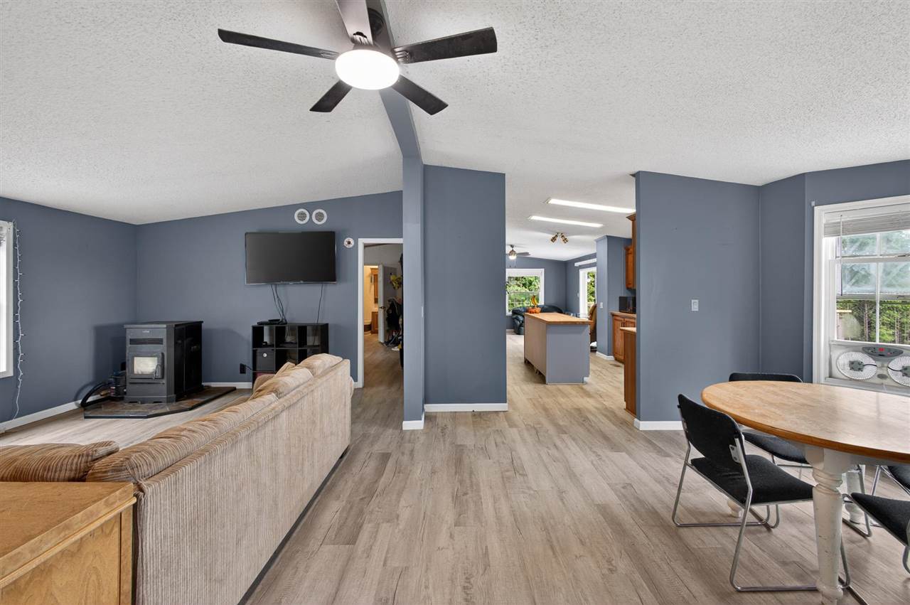 425 Knollcrest Charlevoix MI 49720