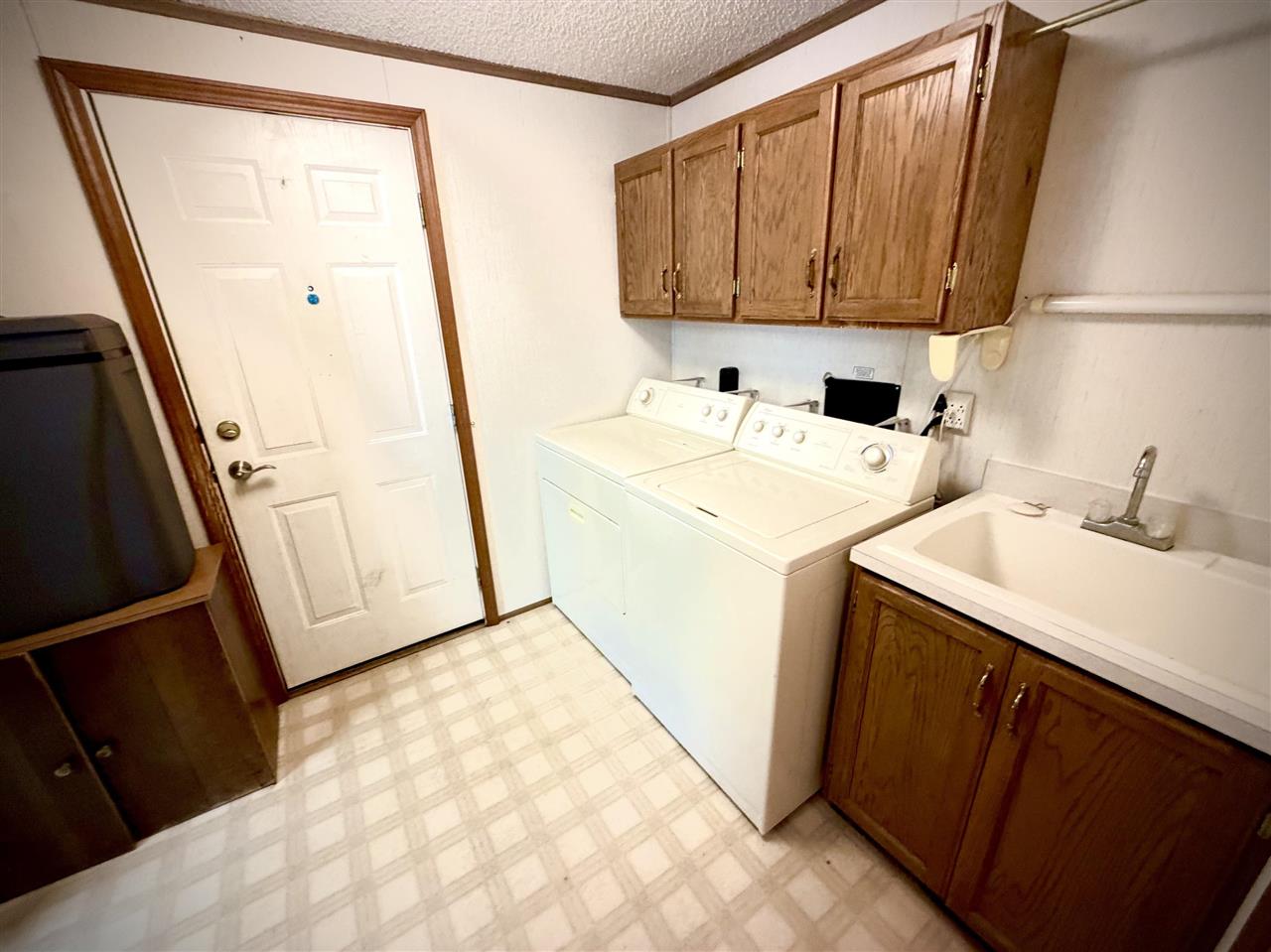 8614 Pete's Landing Ellsworth MI 49729