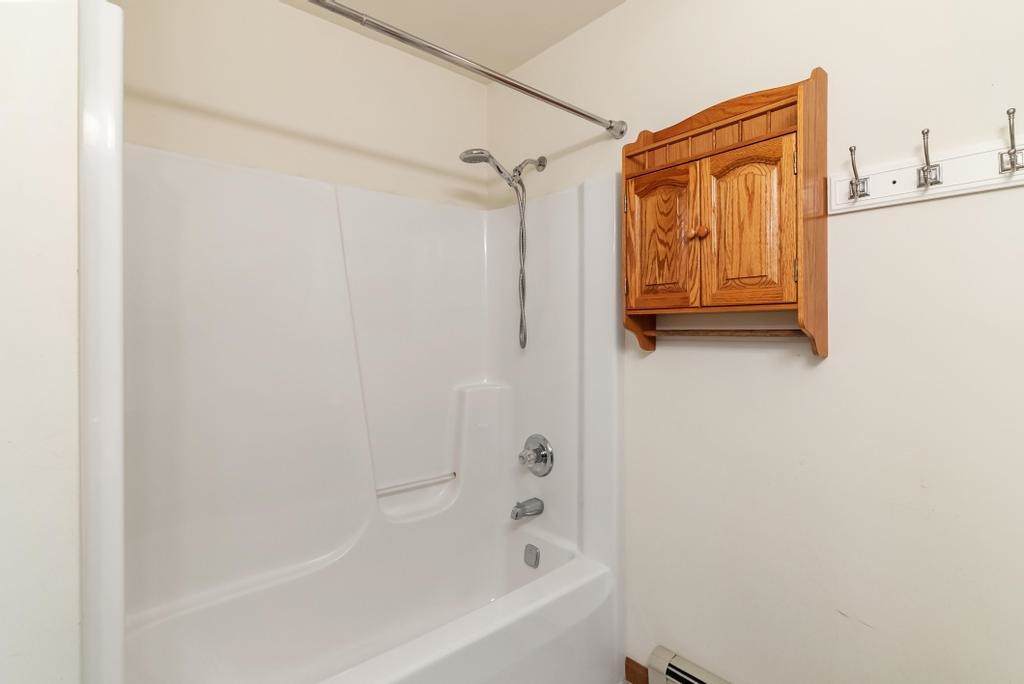 7126 S Pleasantview Harbor Springs MI 49740