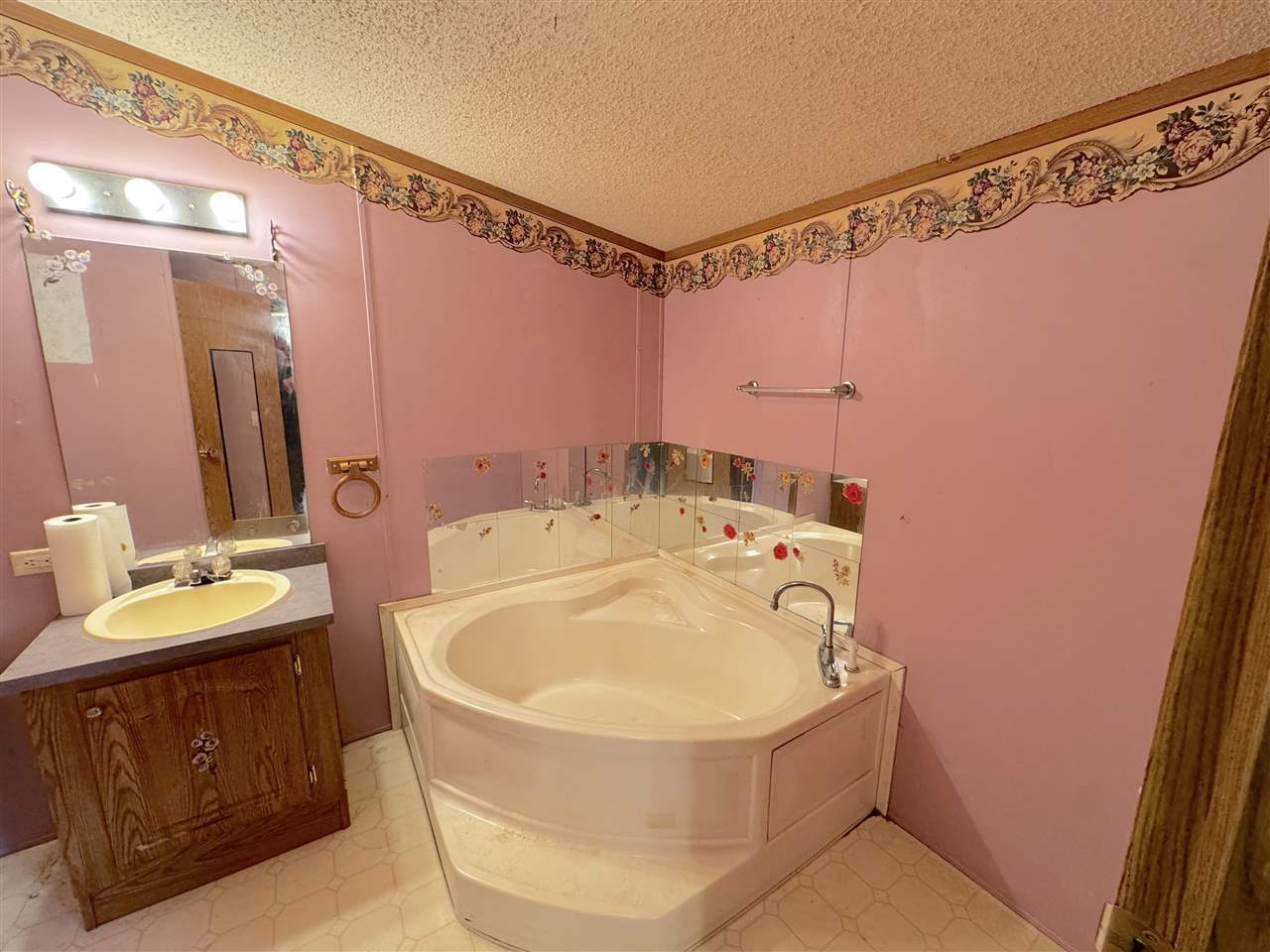 10285 Scanlon Drive Cheboygan MI 49721